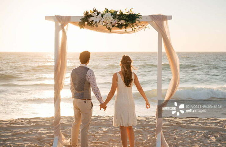 How to Pick Your Wedding Stamps
