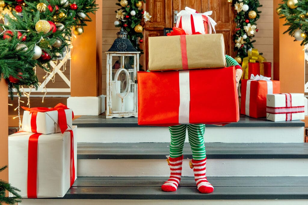 Buy USPS holiday stamps for Christmas greetings