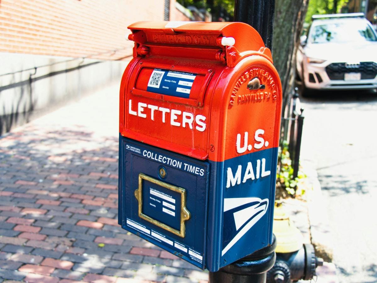 The Reverse Logistics Blueprint: Using Stamps for Effortless Customer Returns