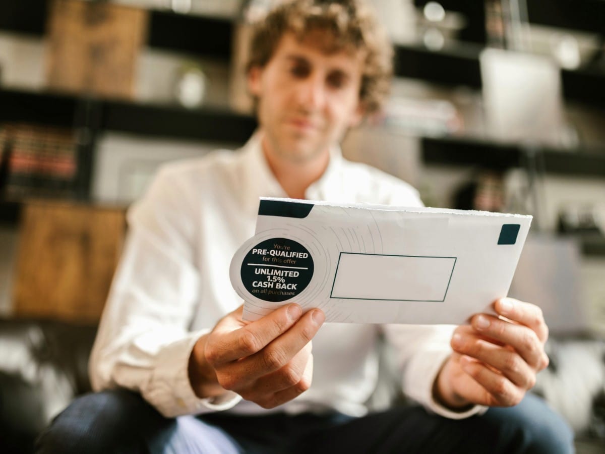 Heritage Stamps as Heirlooms: The Art and Longevity of Physical Postage